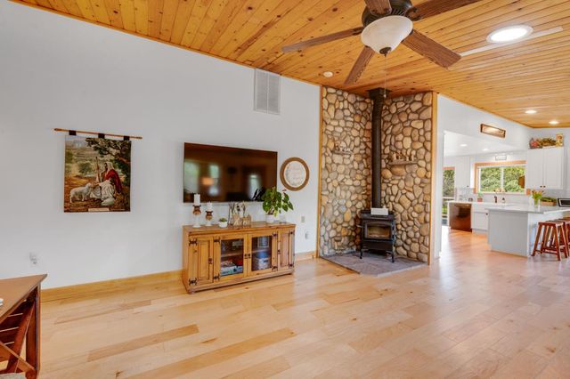 2015 Beaux Chenes Ct, Shingle Springs, CA 95682