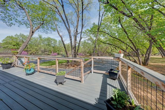 2015 Beaux Chenes Ct, Shingle Springs, CA 95682