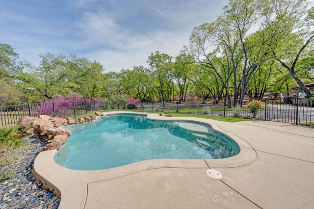 2015 Beaux Chenes Ct, Shingle Springs, CA 95682