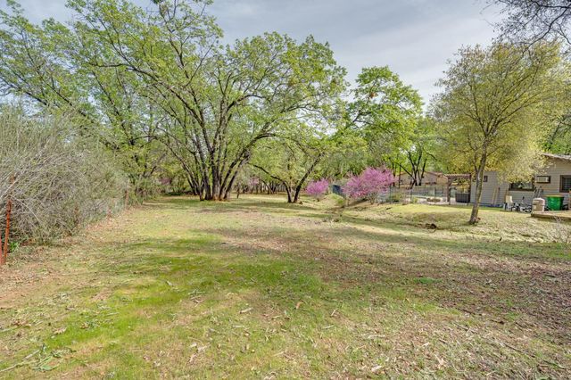 2015 Beaux Chenes Ct, Shingle Springs, CA 95682