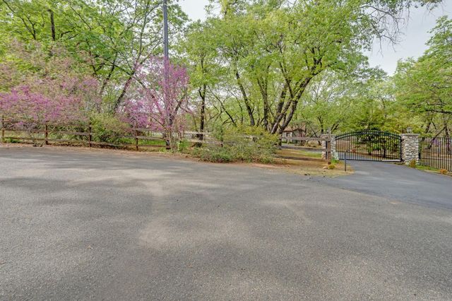 2015 Beaux Chenes Ct, Shingle Springs, CA 95682