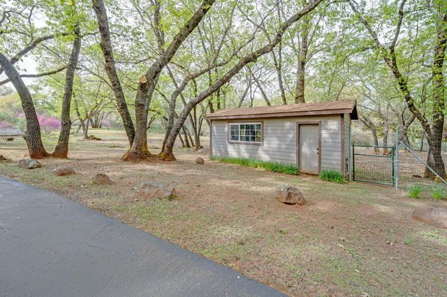 2015 Beaux Chenes Ct, Shingle Springs, CA 95682