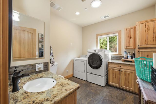 2015 Beaux Chenes Ct, Shingle Springs, CA 95682