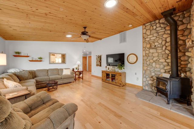 2015 Beaux Chenes Ct, Shingle Springs, CA 95682