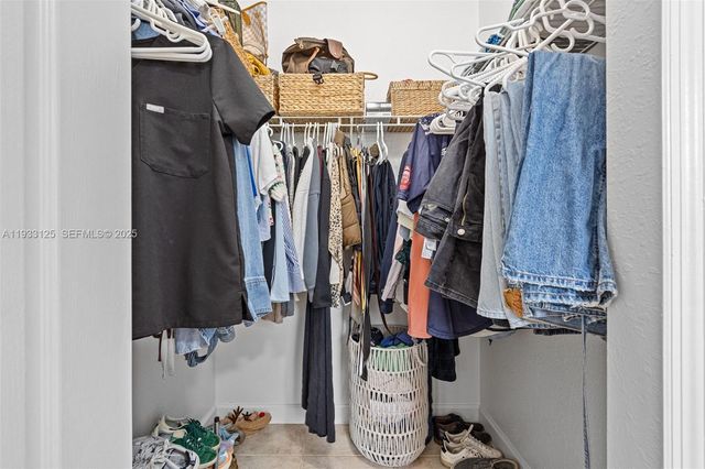 2731 SE 17th Ave 211, Homestead, FL 33035