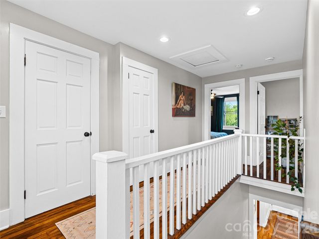 310 Hazel Mill Road, Asheville, NC 28806