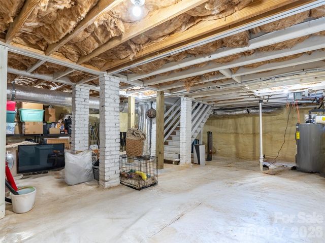 310 Hazel Mill Road, Asheville, NC 28806