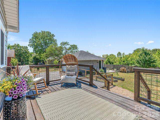 310 Hazel Mill Road, Asheville, NC 28806