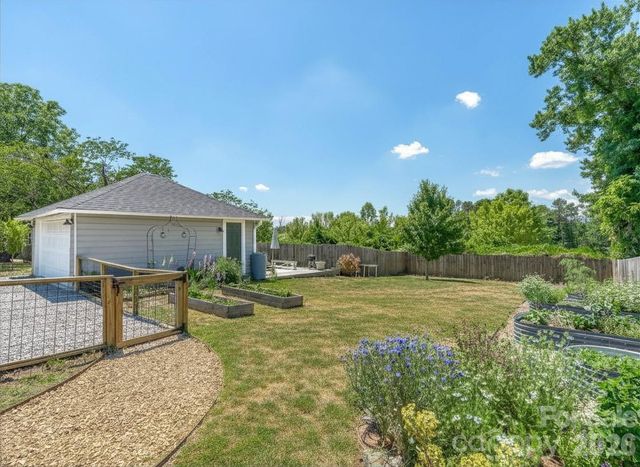 310 Hazel Mill Road, Asheville, NC 28806