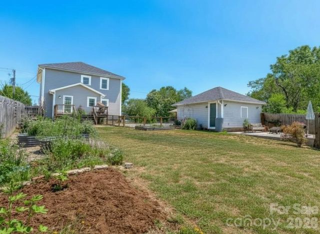 310 Hazel Mill Road, Asheville, NC 28806