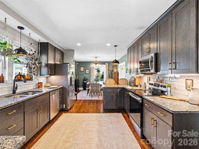 310 Hazel Mill Road, Asheville, NC 28806