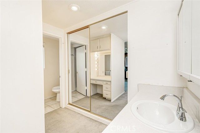 957 Calle Aragon O, Laguna Woods, CA 92637