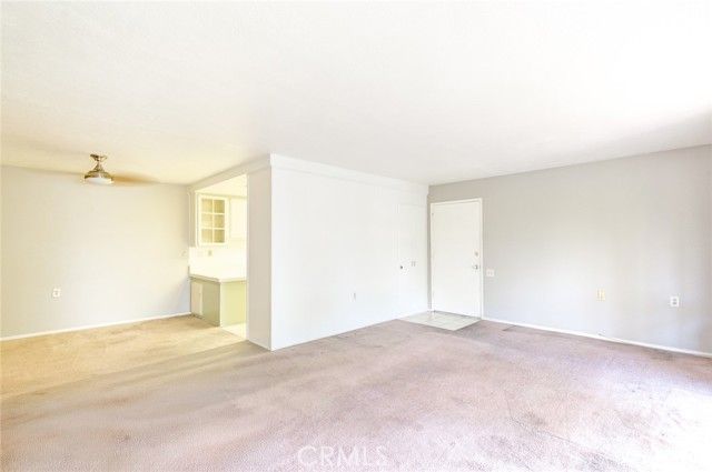 957 Calle Aragon O, Laguna Woods, CA 92637