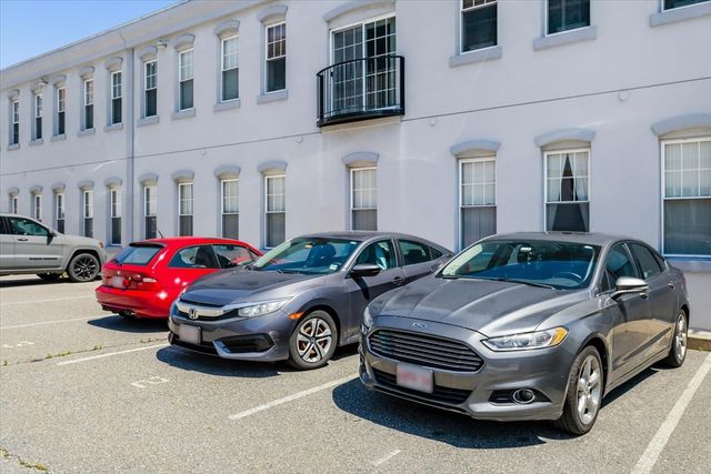 960 Broadway 2, Chelsea, MA 02150