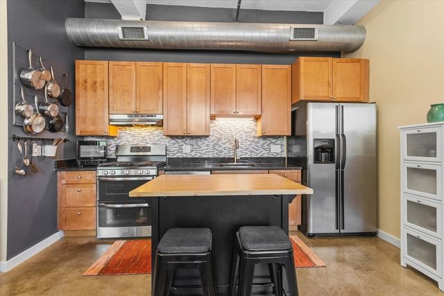 960 Broadway 2, Chelsea, MA 02150