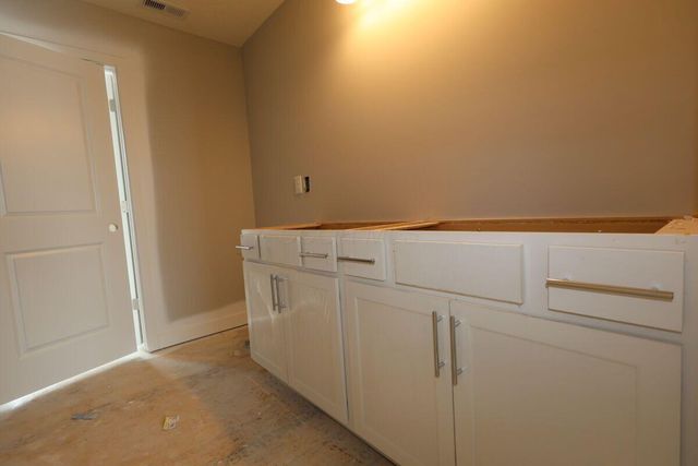 5520 Fawnsbury Court, Powell, OH 43065