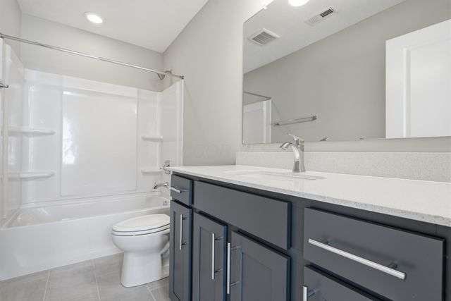 5520 Fawnsbury Court, Powell, OH 43065