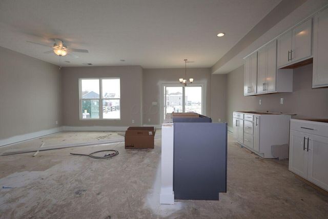 5520 Fawnsbury Court, Powell, OH 43065