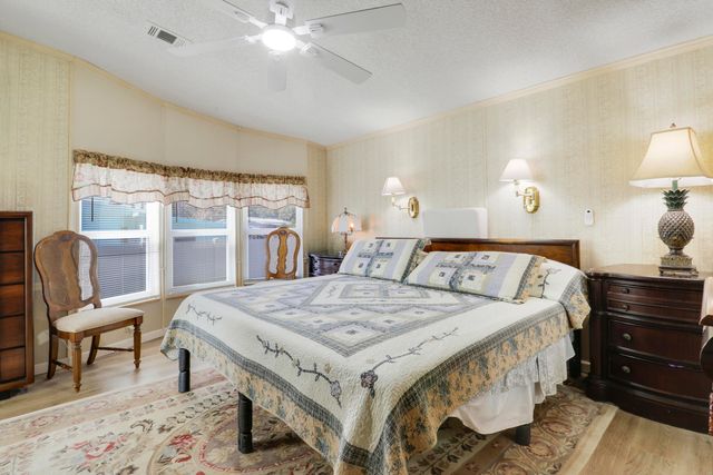 7750 SE Shenandoah Drive, Hobe Sound, FL 33455