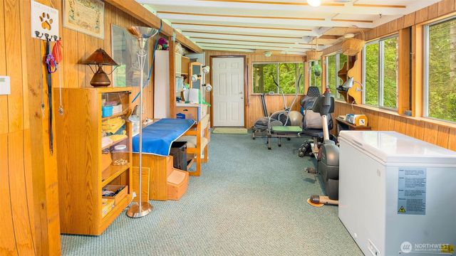 20 NE Wanda Court, Belfair, WA 98528