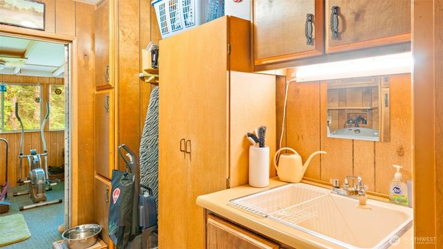 20 NE Wanda Court, Belfair, WA 98528