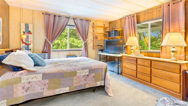 20 NE Wanda Court, Belfair, WA 98528