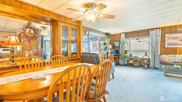 20 NE Wanda Court, Belfair, WA 98528