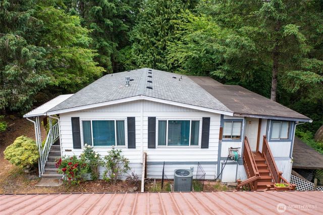 20 NE Wanda Court, Belfair, WA 98528