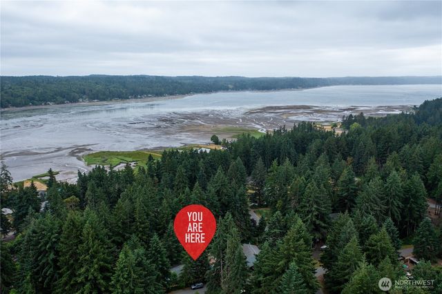 20 NE Wanda Court, Belfair, WA 98528