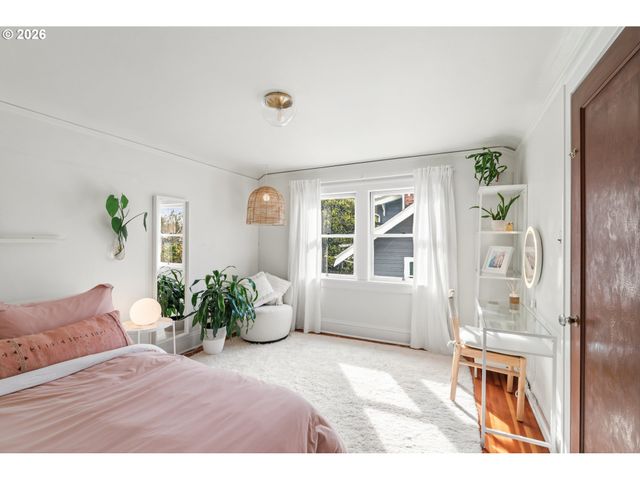 1806 N TERRY St, Portland, OR 97217