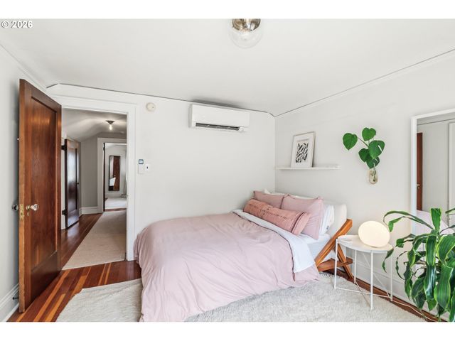 1806 N TERRY St, Portland, OR 97217