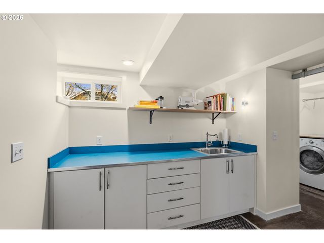 1806 N TERRY St, Portland, OR 97217