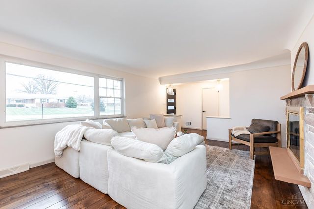 9299 Fidelis Drive, Blue Ash, OH 45242