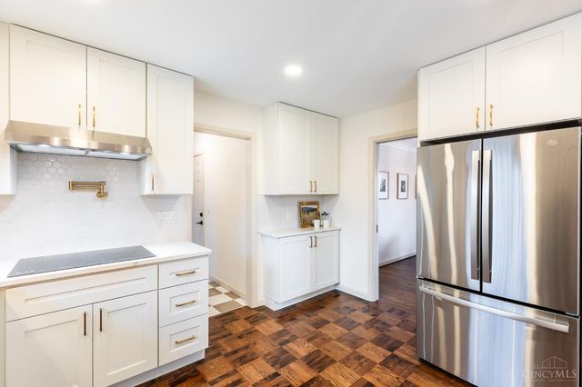 9299 Fidelis Drive, Blue Ash, OH 45242