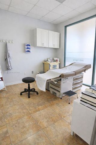 2475 NW 95th Ave 1 and 2, Doral, FL 33172