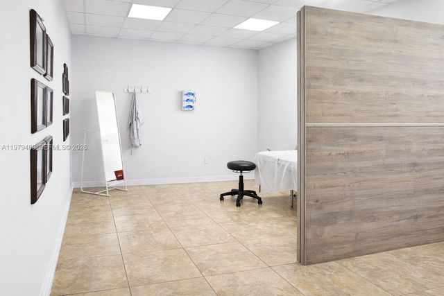 2475 NW 95th Ave 1 and 2, Doral, FL 33172