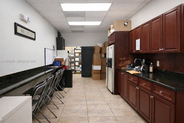 2475 NW 95th Ave 1 and 2, Doral, FL 33172