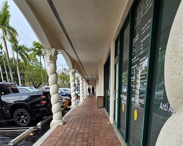 2475 NW 95th Ave 1 and 2, Doral, FL 33172