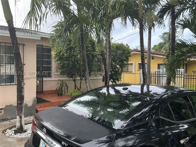 1855 NW 32nd St, Miami, FL 33142