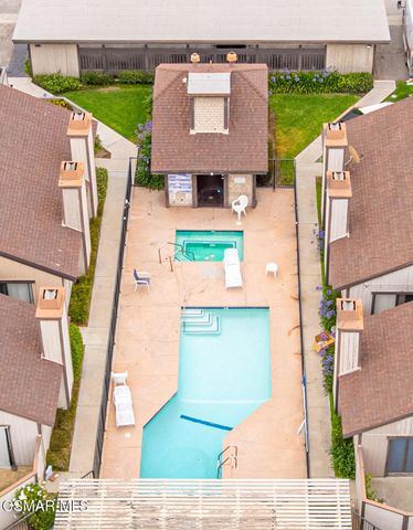 7225 Shoup Avenue 17, West Hills, CA 91307