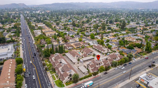 7225 Shoup Avenue 17, West Hills, CA 91307