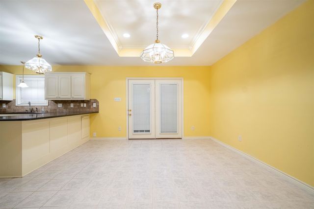 17 Bermuda, Longview, TX 75605