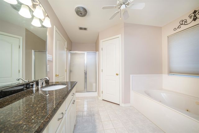 17 Bermuda, Longview, TX 75605