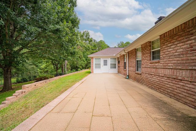 17 Bermuda, Longview, TX 75605