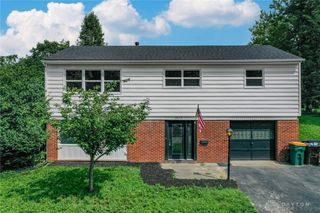 2853 Comanche Drive, Dayton, OH 45420
