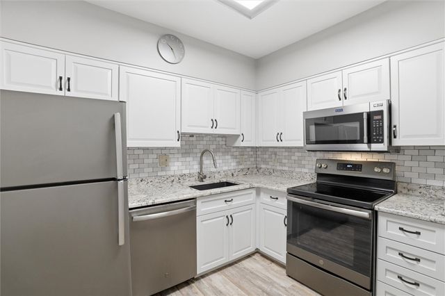 5715 Beacon St 107, Squirrel Hill, PA 15217