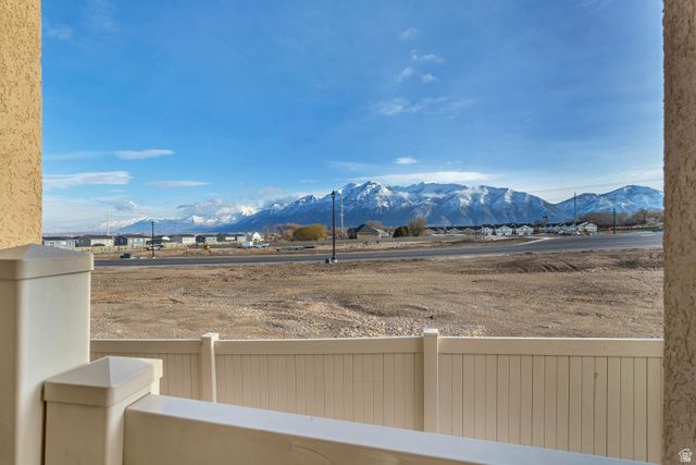 1327 LILY PAD DR, Spanish Fork, UT 84660
