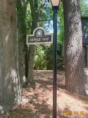 30 Arpege Way NW, Atlanta, GA 30327