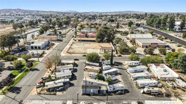 525 Palm Ave 30, Beaumont, CA 92223