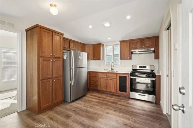 525 Palm Ave 30, Beaumont, CA 92223